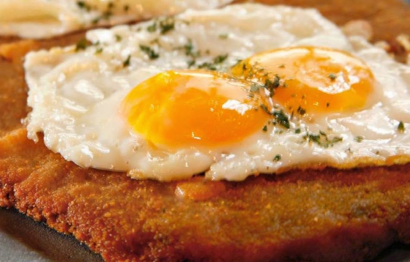 Milanesa de pollo completa