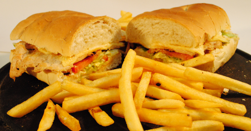 Hamburlomo con Papas fritas