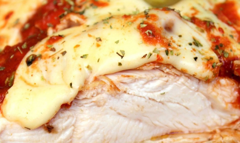 Pollo Deshuesado napolitano